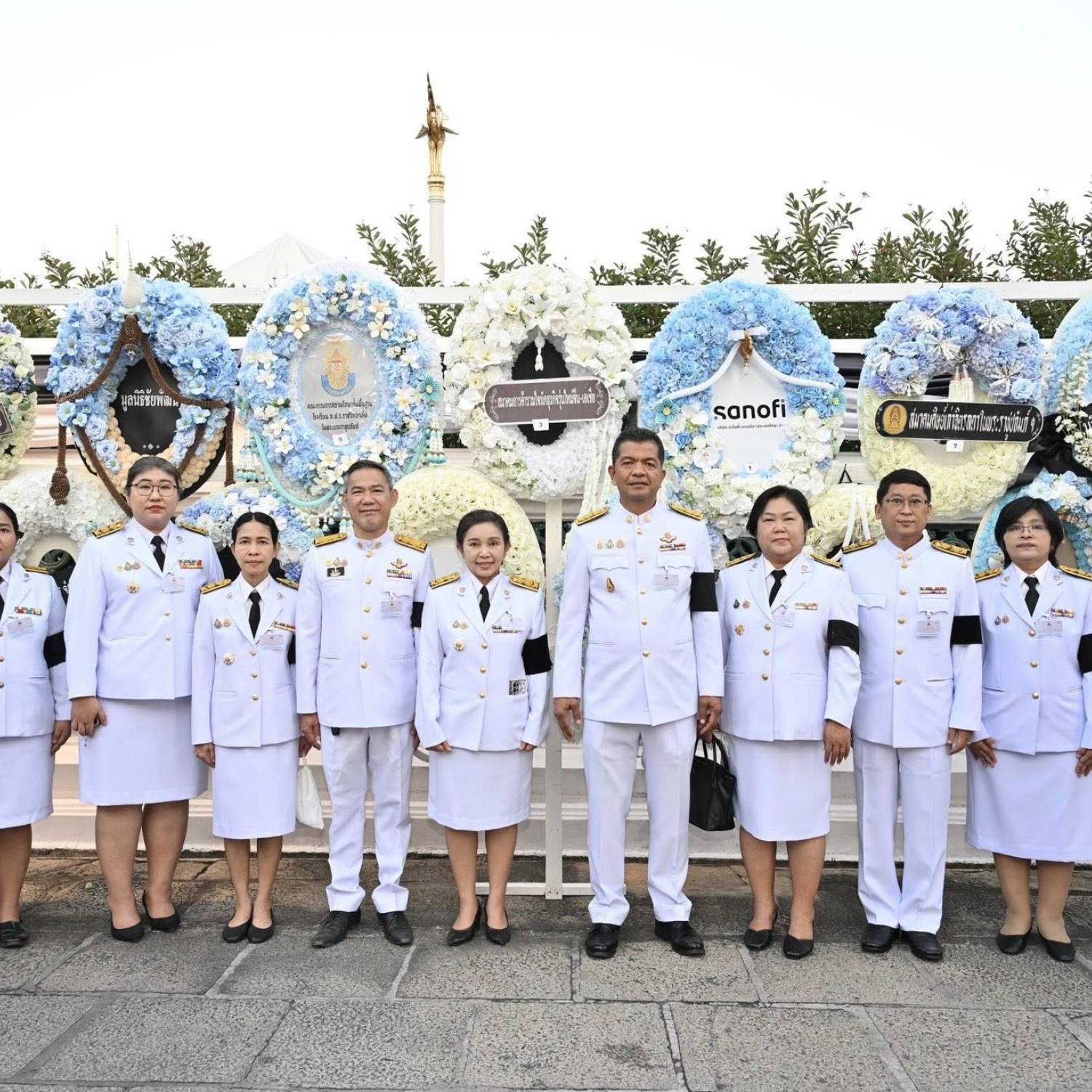 กลุ่มตรวจสอบภายใน กรมปศุสัตว์ ร่วมเข้าเฝ้าฯ ในพระพิธีธรรมสวดพระอภิธรรมพระบรมศพ สมเด็จพระนางเจ้าสิริกิติ์ พระบรมราชินีนาถ พระบรมราชชนนีพันปีหลวง