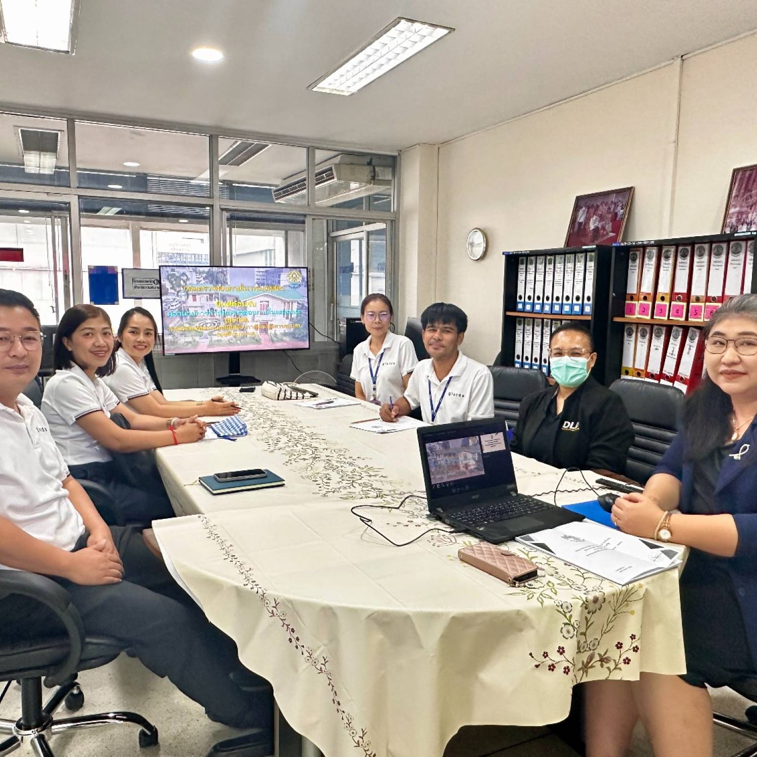 กลุ่มตรวจสอบภายใน  ต้อนรับ สำนักตรวจสอบภายใน GISTDA สำนักงานพัฒนาเทคโนโลยีอวกาศและภูมิสารสนเทศ (องค์กรมหาชน) เข้าศึกษาดูงานและ ให้คำปรึกษา เรื่อง การประกันคุณภาพงานตรวจสอบภายในภาครัฐ